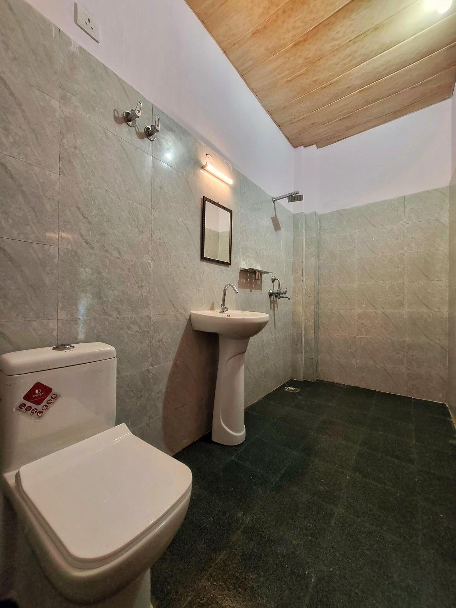 Landlopers Hostel Rishīkesh 外观 照片