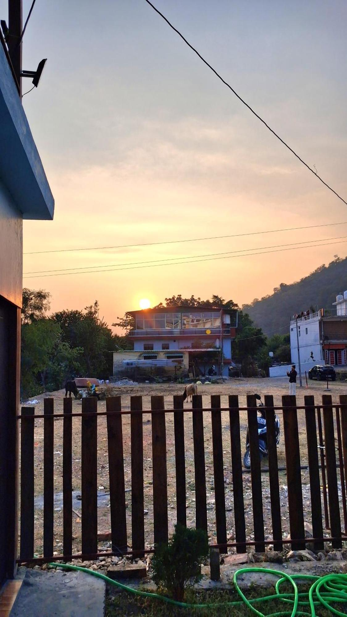 Landlopers Hostel Rishīkesh 外观 照片